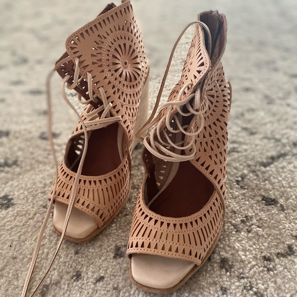 Jeffery Campbell wedges! - Picture 2 of 3